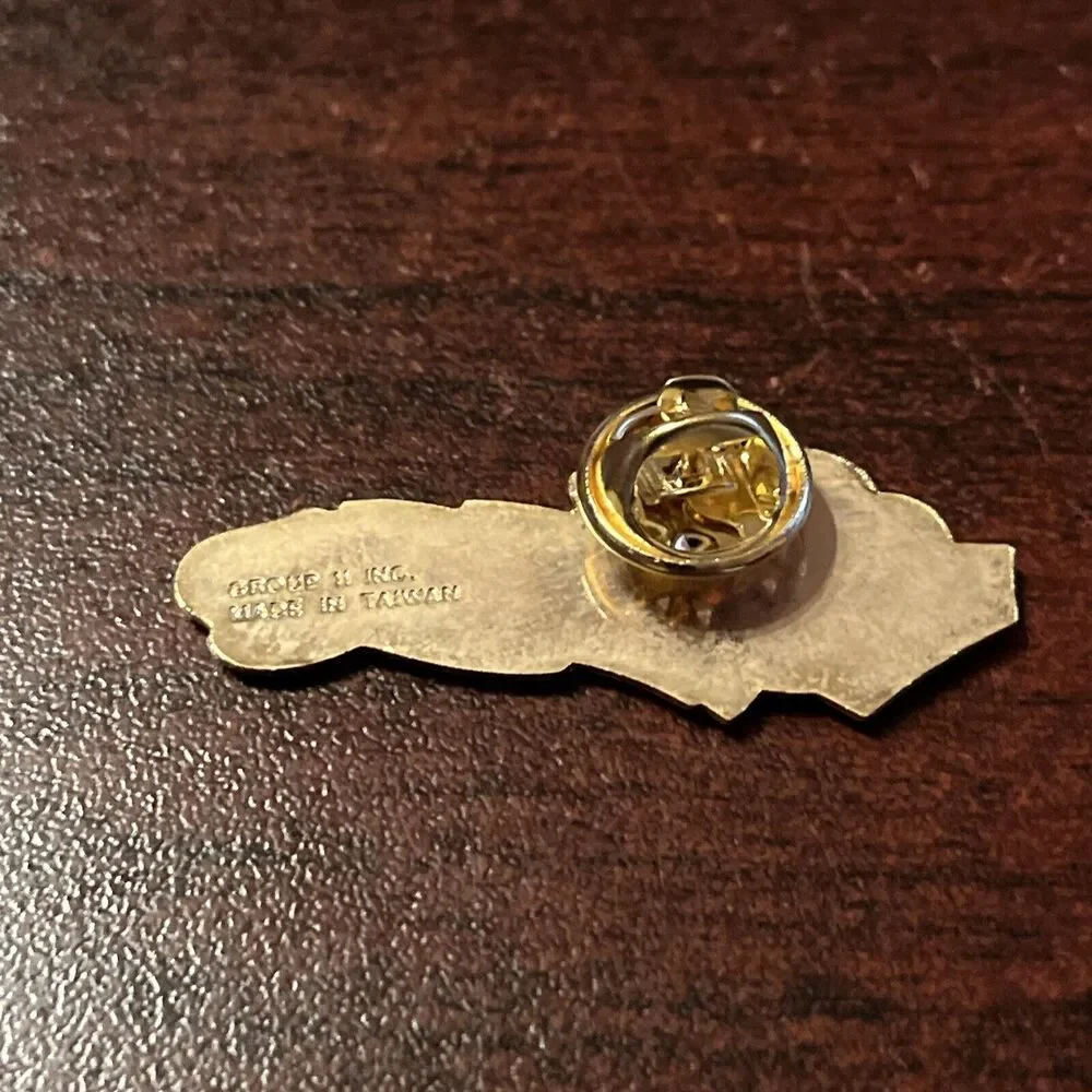 McDonald's Lightning Drive-Thru‎ Employee Lapel Hat Pin